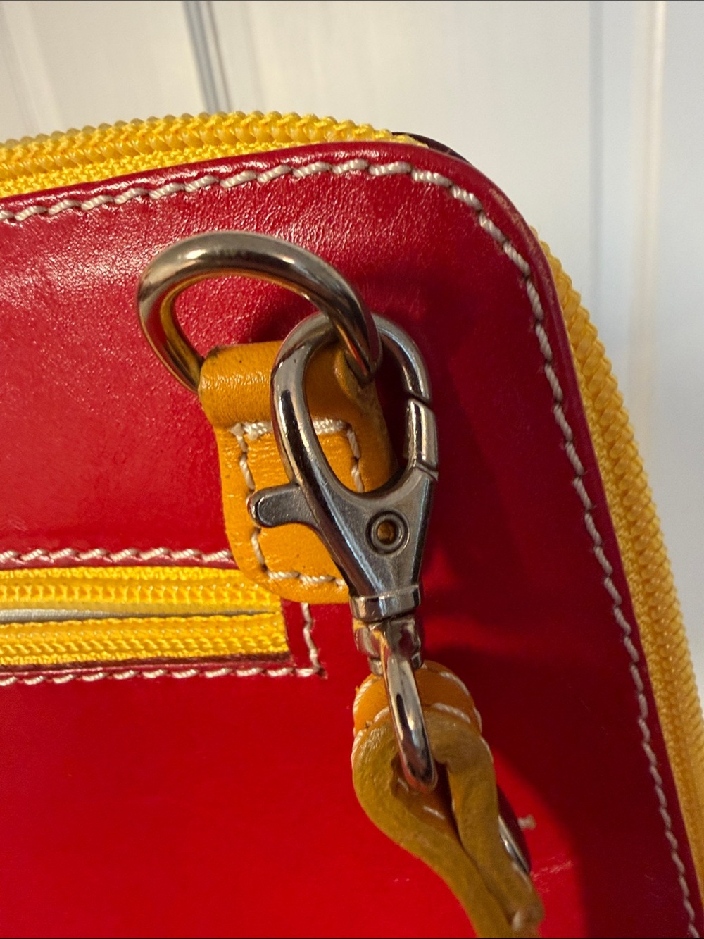 Vera Pelle Leather Women’s Crossbody Bag in Burgundy/ Red with Mustard Strap - Picture 9 of 9